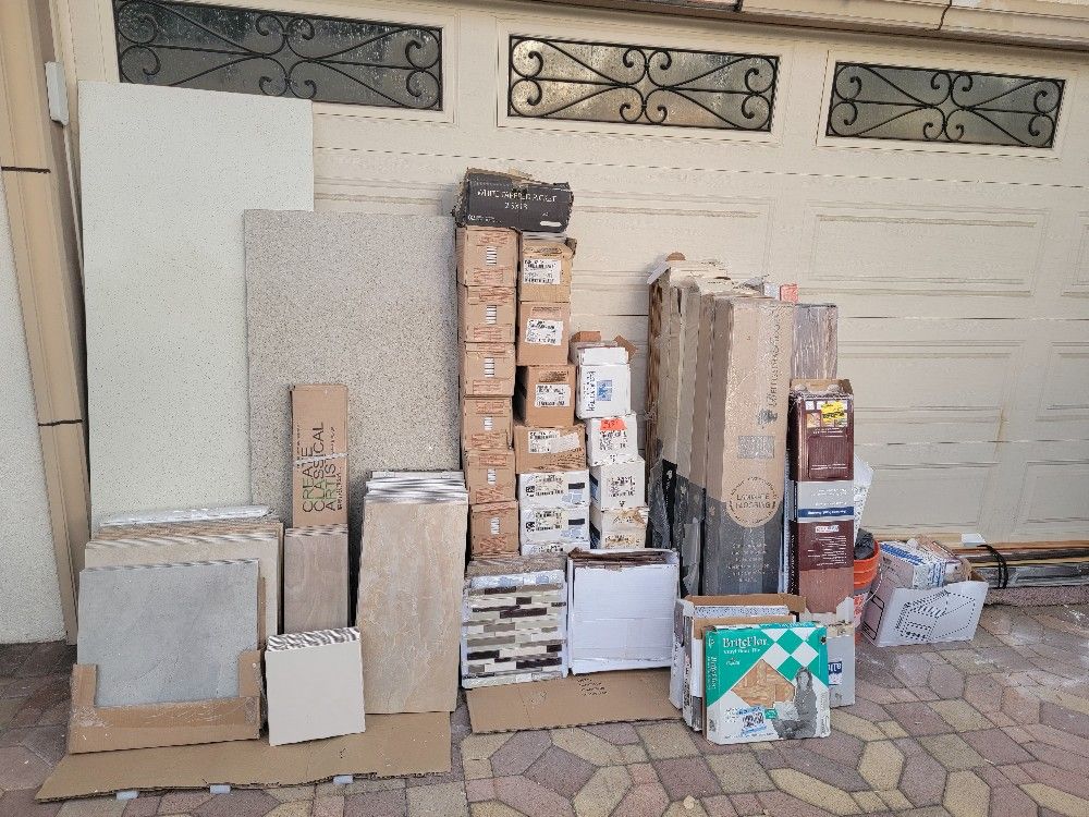 Huge Lot of Mixed Tiles, Counter Tops, Moldings, Laminate Bundle Package Deal