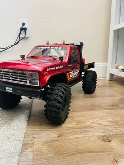 1/8 Scale RC Truck