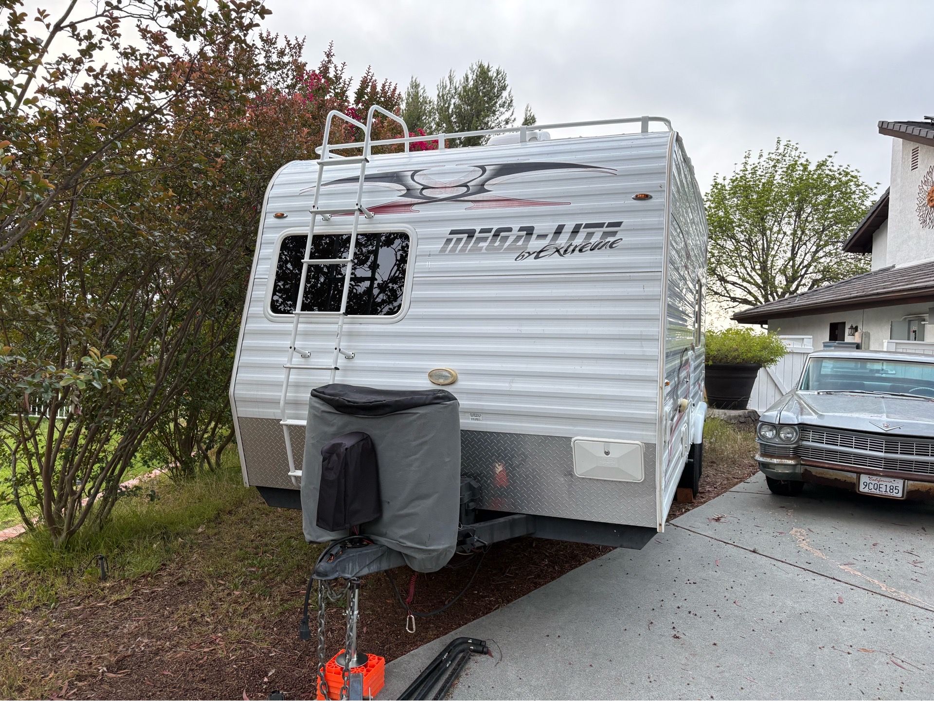 2008 Toy hauler