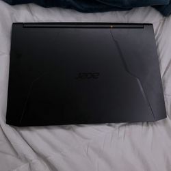 Gaming Laptop 