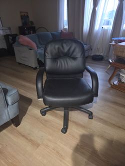 Rolling Office Chair