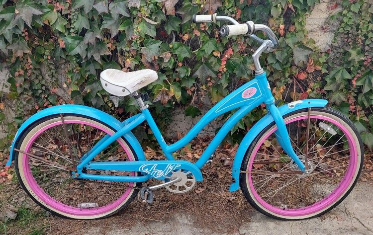Felt Custom 26" Step-Thru Women's Aluminum Beach Cruiser Bicycle Ladies Bike