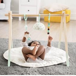 $35 Wooden Play Gym with Sensory Toys & Mat. BRAND NEW