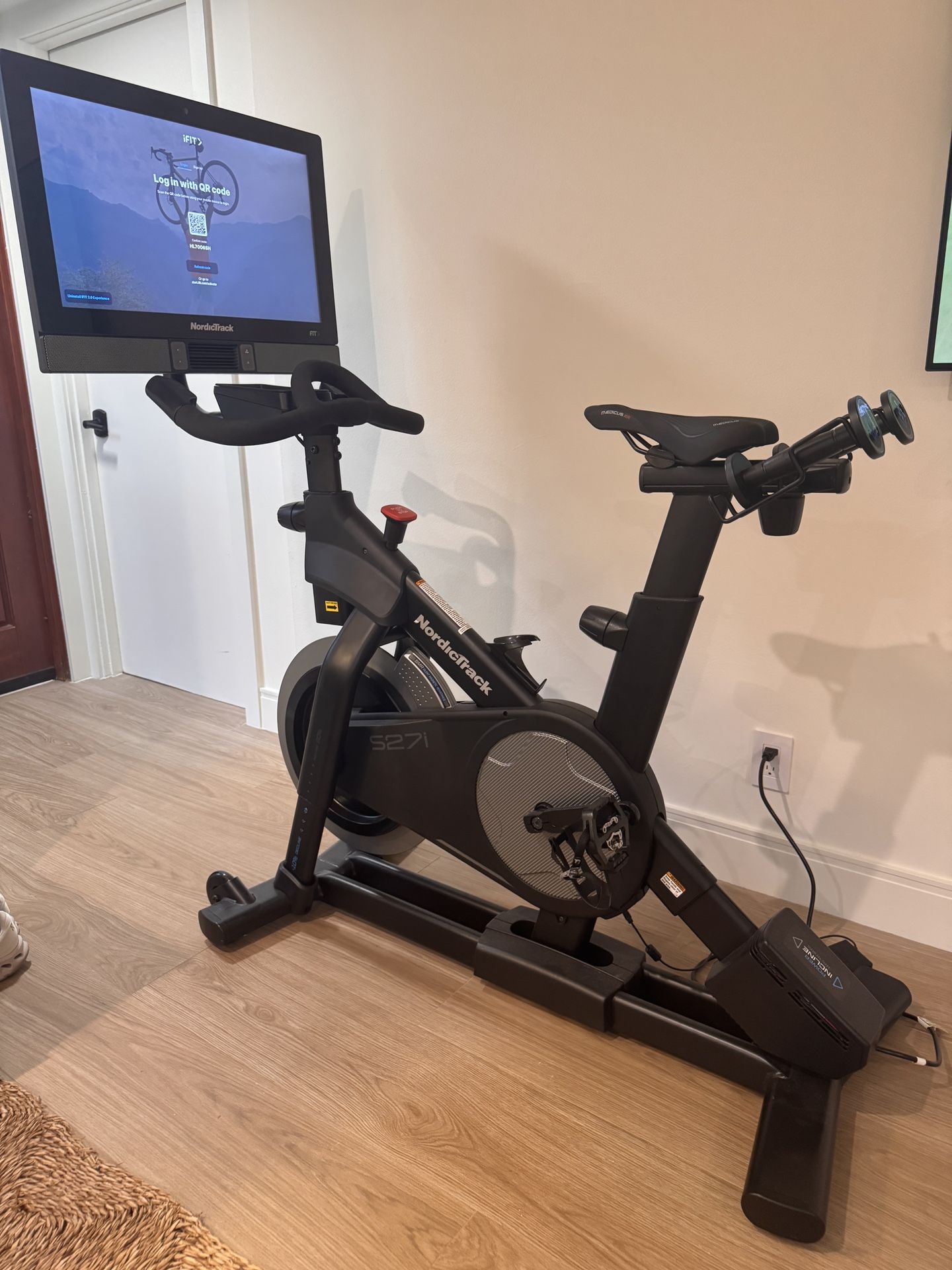 NordicTrack S27i Exercise Fitness Bike
