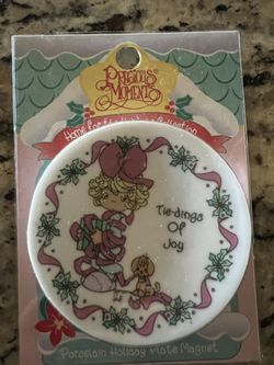 Precious Moments Mini Plates 3"