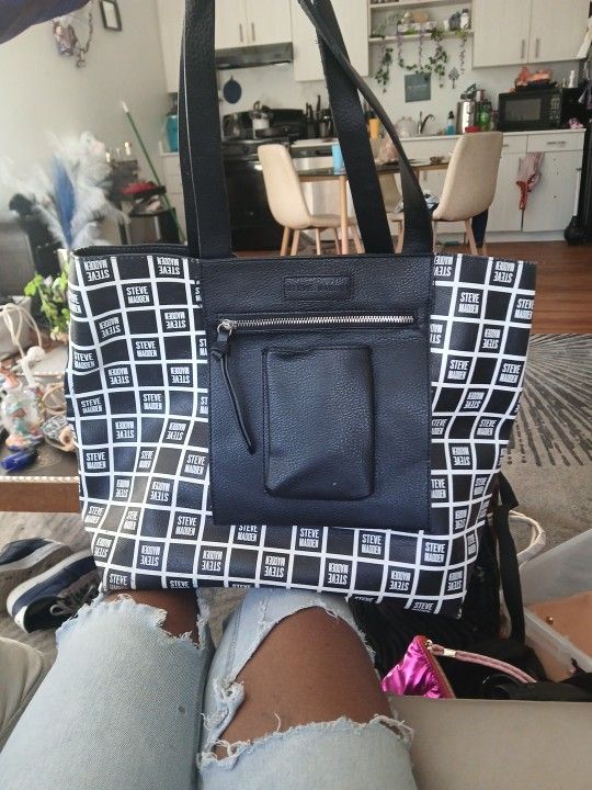 Steve Madden 