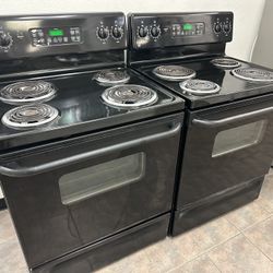 GE Electric Stove With Warranty 