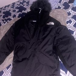 the north face puffer size small fits m or small 