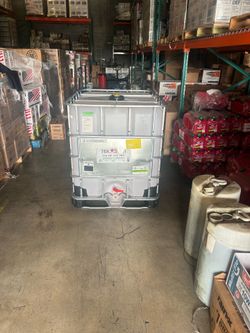 275 GALLON TOTE $80 EACH DELIVERY AVAILABLE $$$