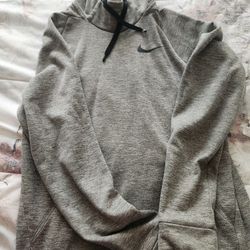 Used Nike Sweater Only Worn 3 Times Size Small 