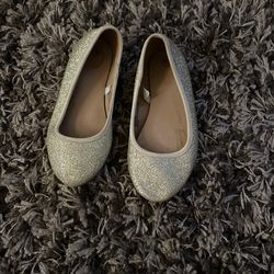 Girl’s Dressy Shoes Size 13