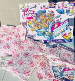 NEW IN BOX: ZURU 5 Surprise Mini Brands Mini Mart ALL NEW SEALED PACKAGING PLUS INSTRUCTIONS & STICKERS ETC!