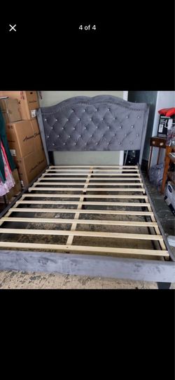 NEW (OPEN BOX) QUEEN SIZE gray velvet upholstered queen bed frame featuring a tufted diamond button