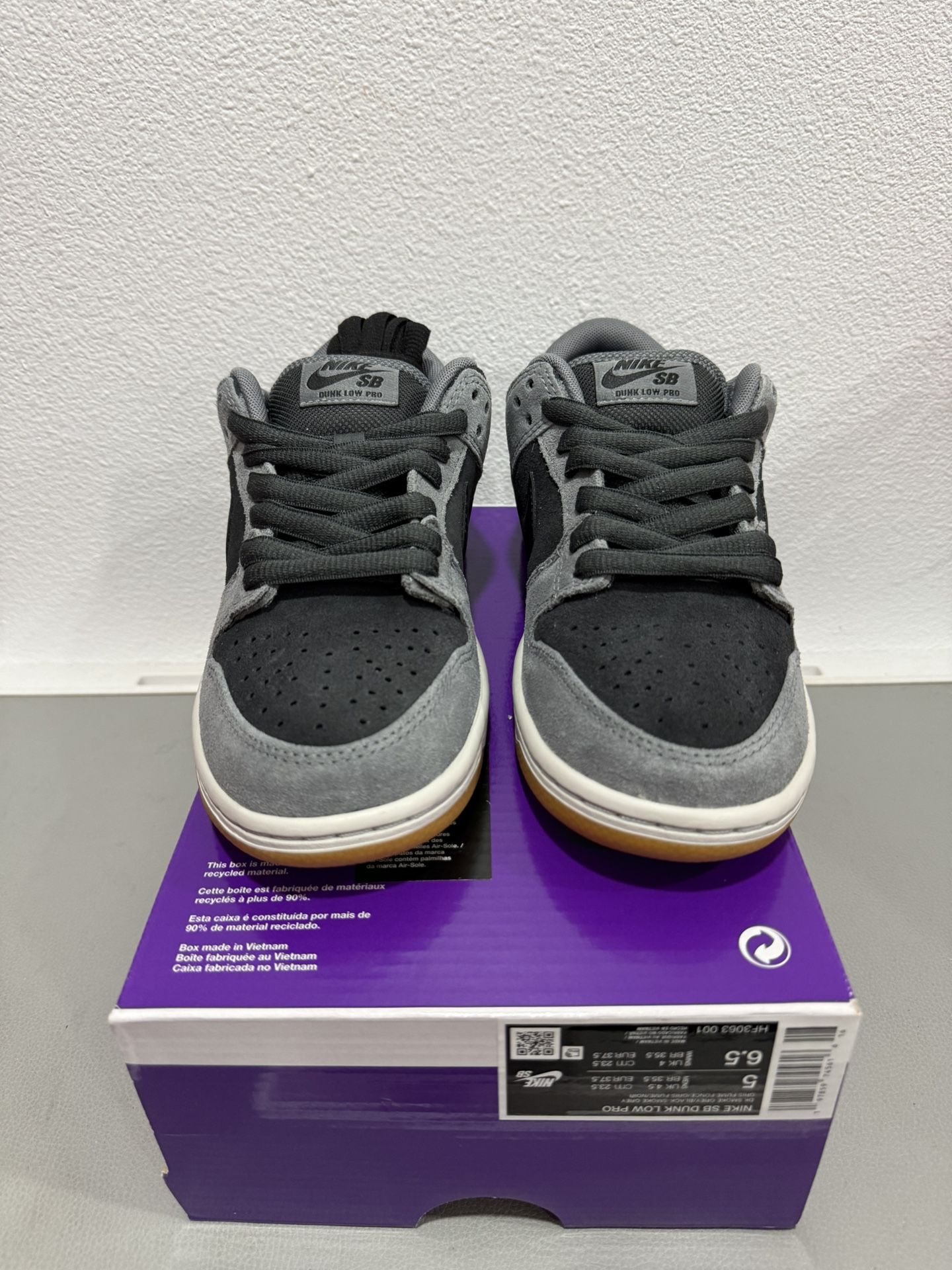 Nike Dunk SB Low shoe Dark Smoke Grey HF3063 001 Men's shoes