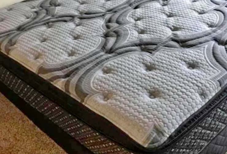 I REALLY NEED TO SELL EVERYTHING! BRAND NEW MATTRESSES! JUST $40 DOWN!