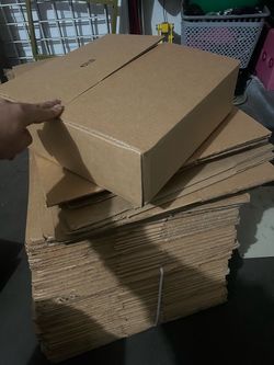 Boxes π¦ for shipping β2 for $1 dollar π΅π