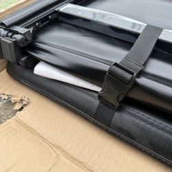 Chevy Silverado / GMC Sierra 07-13 6.7ft steel craft Tonneau Cover trifold soft cover  Chevy Silverado / GMC Sierra 07-13 Cubierta Tonneau artesanal d
