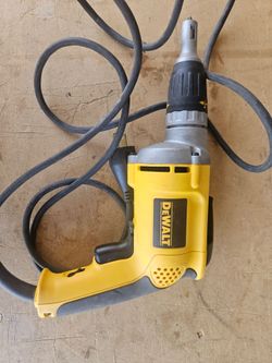 DeWalt DW272 VSR Drywall Screwdriver