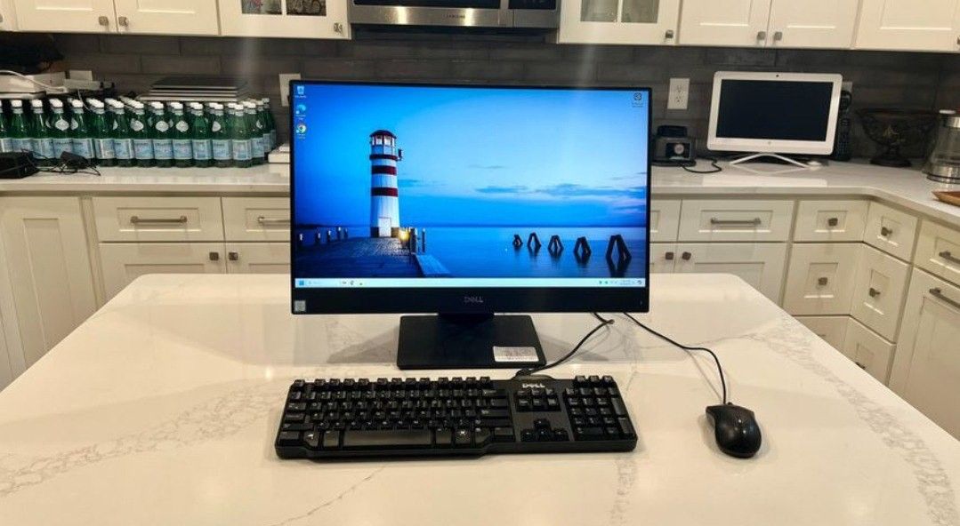 Immaculate 2019 Dell OptiPlex 7460 24" AIO PC. Win 11 Pro, Intel Core i7, 16GB RAM, 500 SSD