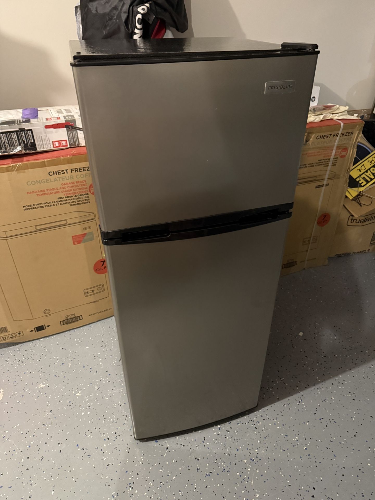 Refrigerator 7.5 Cu Ft New 