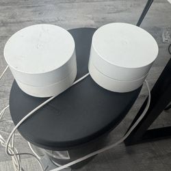 Google WiFi Router (2)