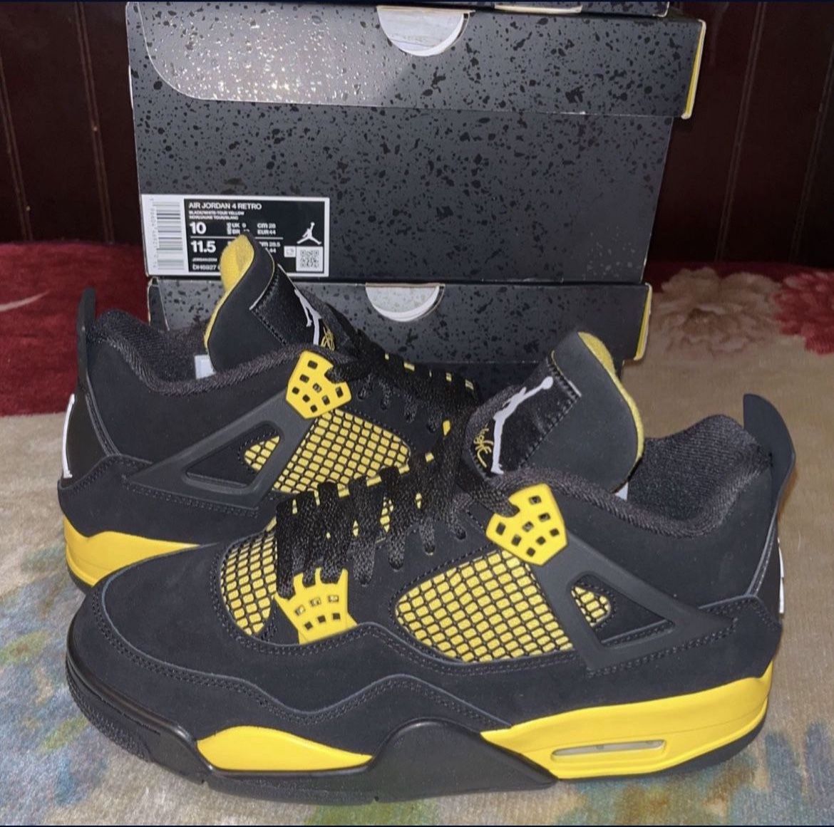 Jordan 4 Yellow Thunder Size 8 Mens