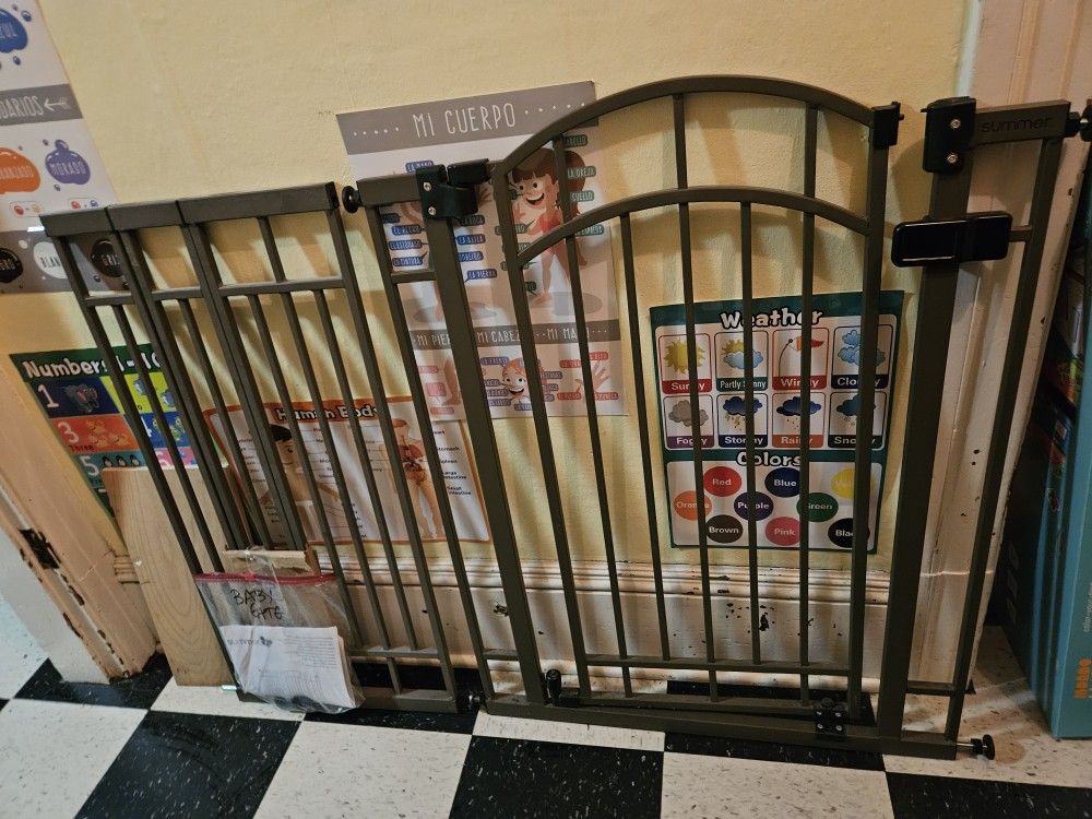 Summer Pet And Baby Gate, Bronze Tall And Wide!