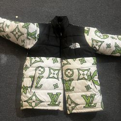 Custom Made North face Jacket size M 