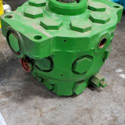 John Deere Hydraulic Pump