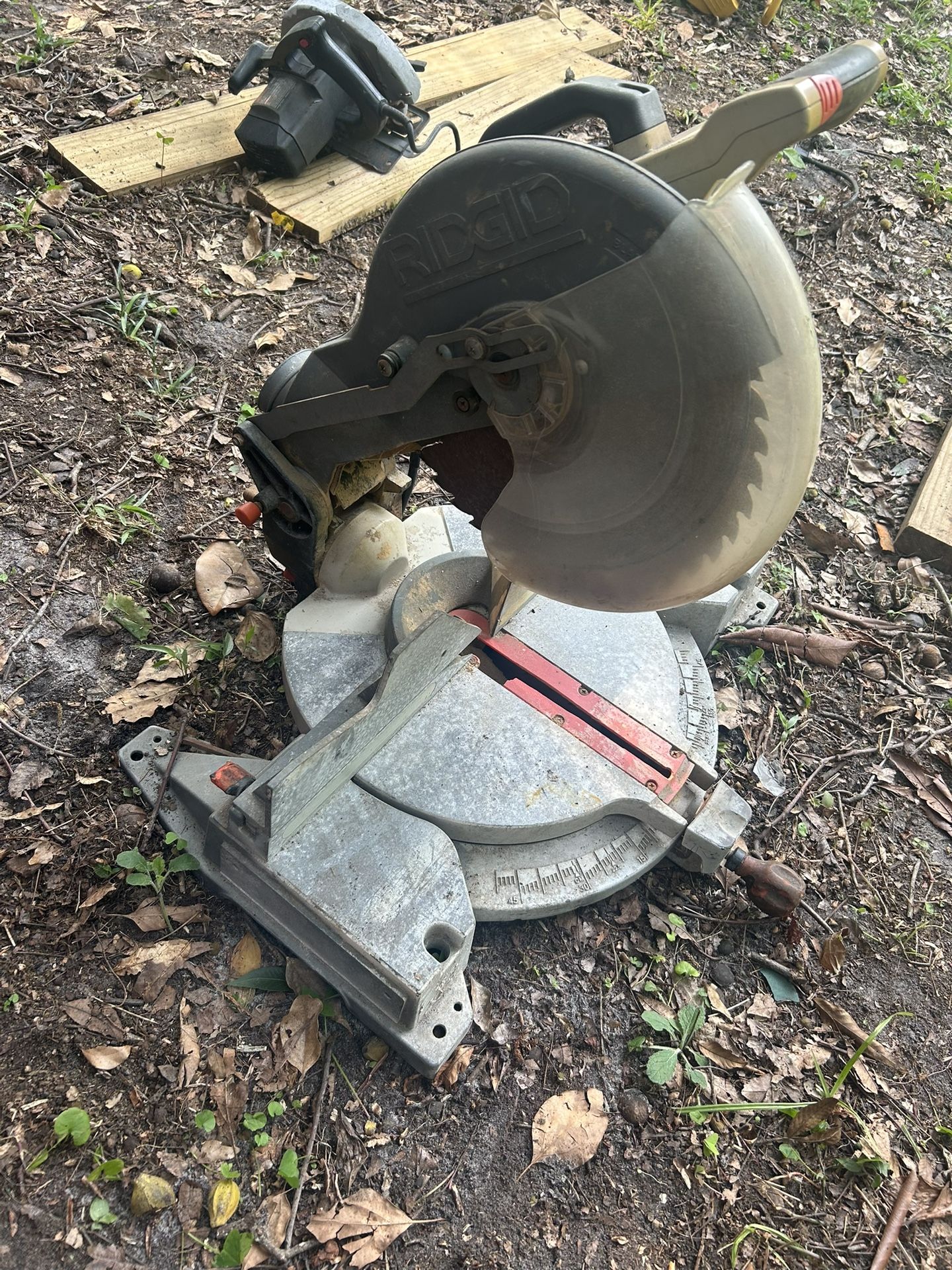 Rigid Miter Saw