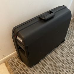 Vintage Samsonite Oyster Hard Shell Suitcase 2-Wheel Luggage (Black)
