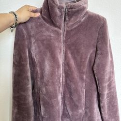 Size M Soft Turtle Neck Ribbed Jacket