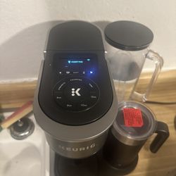  Keurig K-Café SMART Single-Serve Coffee Maker with WiFi Compatibility, 6 Brew Sizes black 