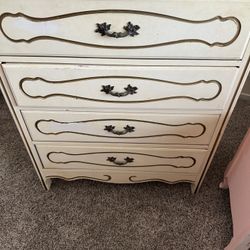 4 Drawer Dresser 