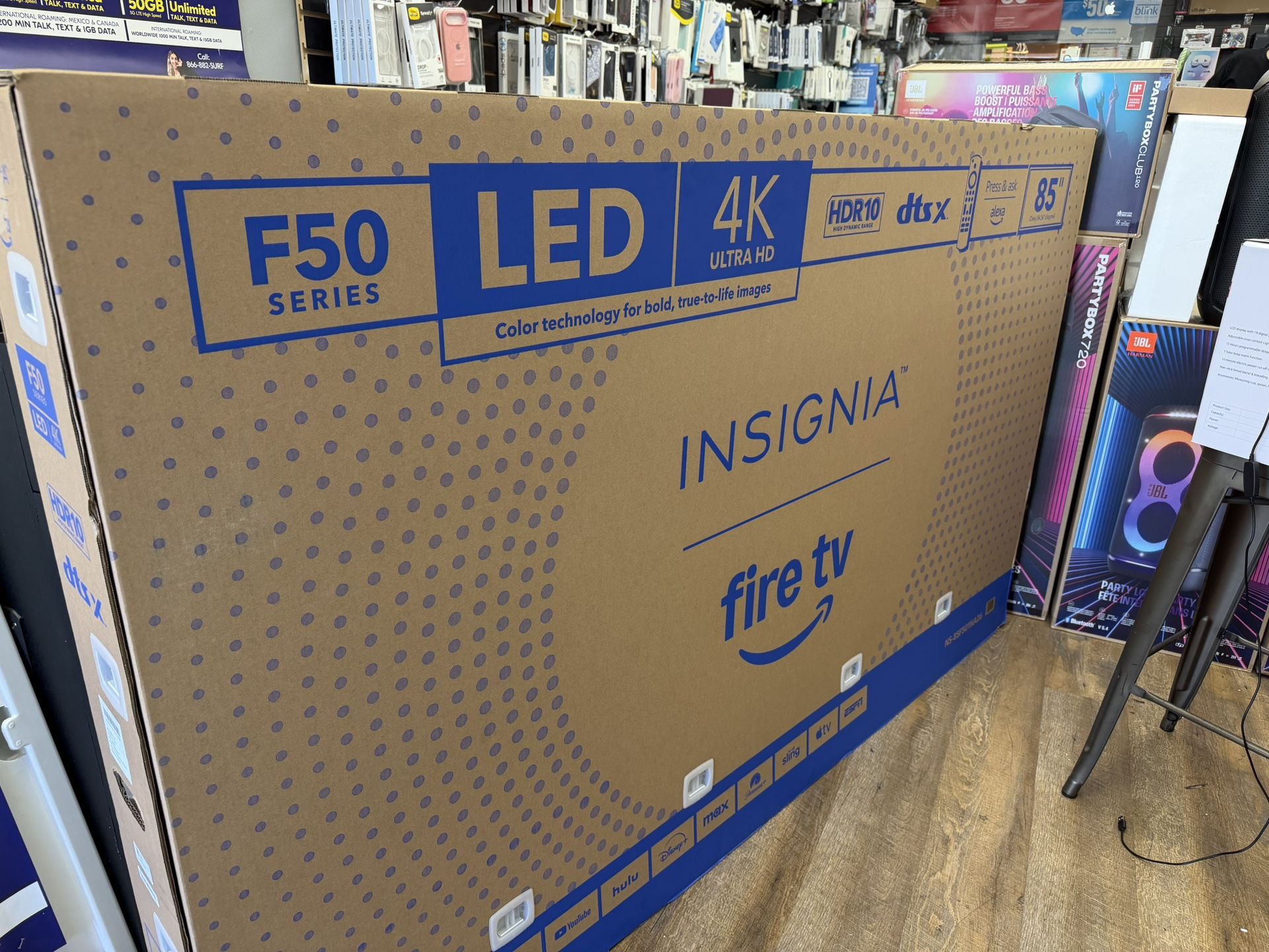 Insignia Smart TV LED 4K 85” Inch 