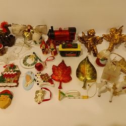Mixed Lot Of Ornaments 