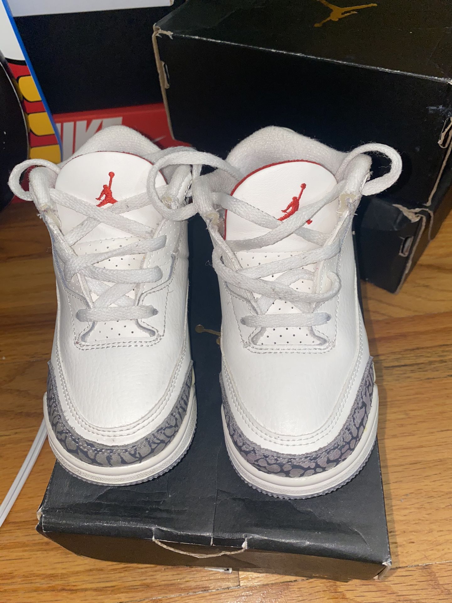 Toddler top cement 3s