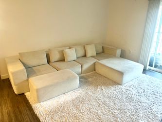 5 Seater Boneless Couch