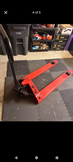 Cheap n affordable Pallet jacks $185 ea n Up!