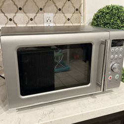 Breville Microwave 