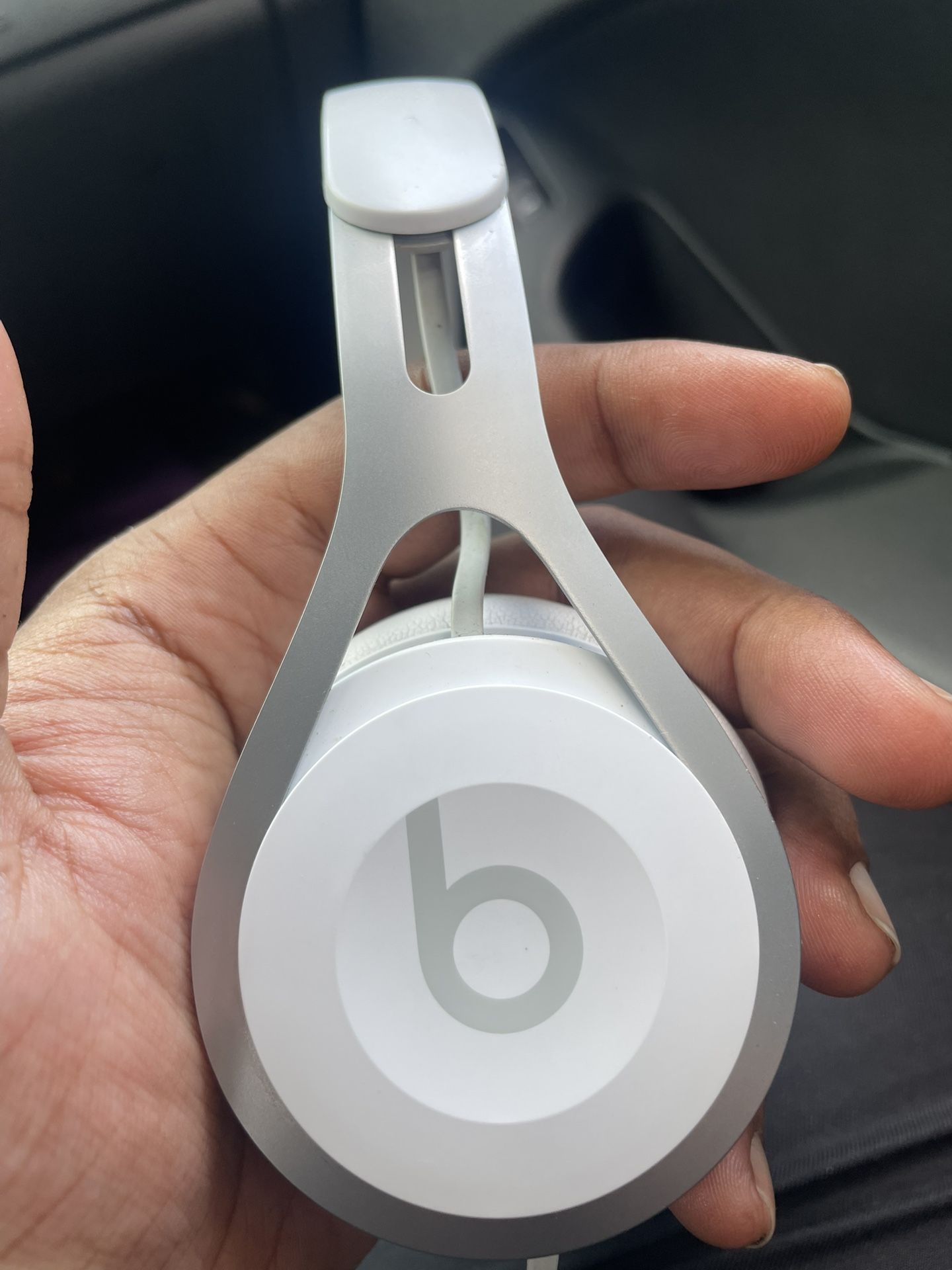 Beats By Dre EP Wired Headphones (White) Good Condition