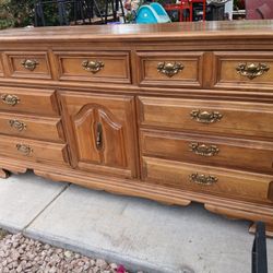 Dresser Wood Good Condition  34 Tall  70 Long  19 D