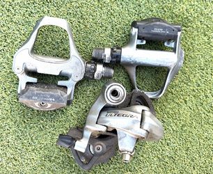 SHIMANO ULTEGRA PD-6700 binding pedal & shimano ultegra rear derailleur