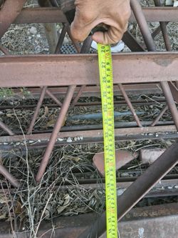 USED ROOF TRUSSLES FOR BUILDING PROJECT 2- 49ft And 3- 39 Ft