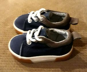 Toddler shoes