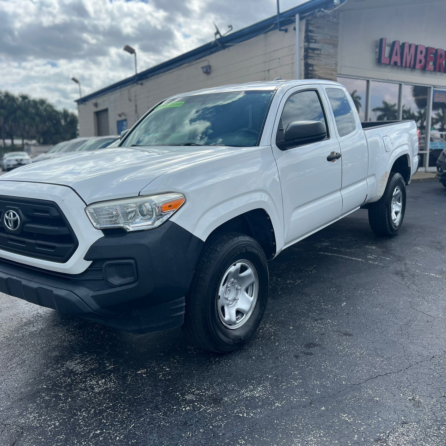 2017 Toyota Tacoma 