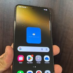 Samsung Galaxy S22 5g. Like New And Unlocked! 