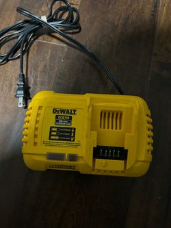 dewalt 20v fast charger