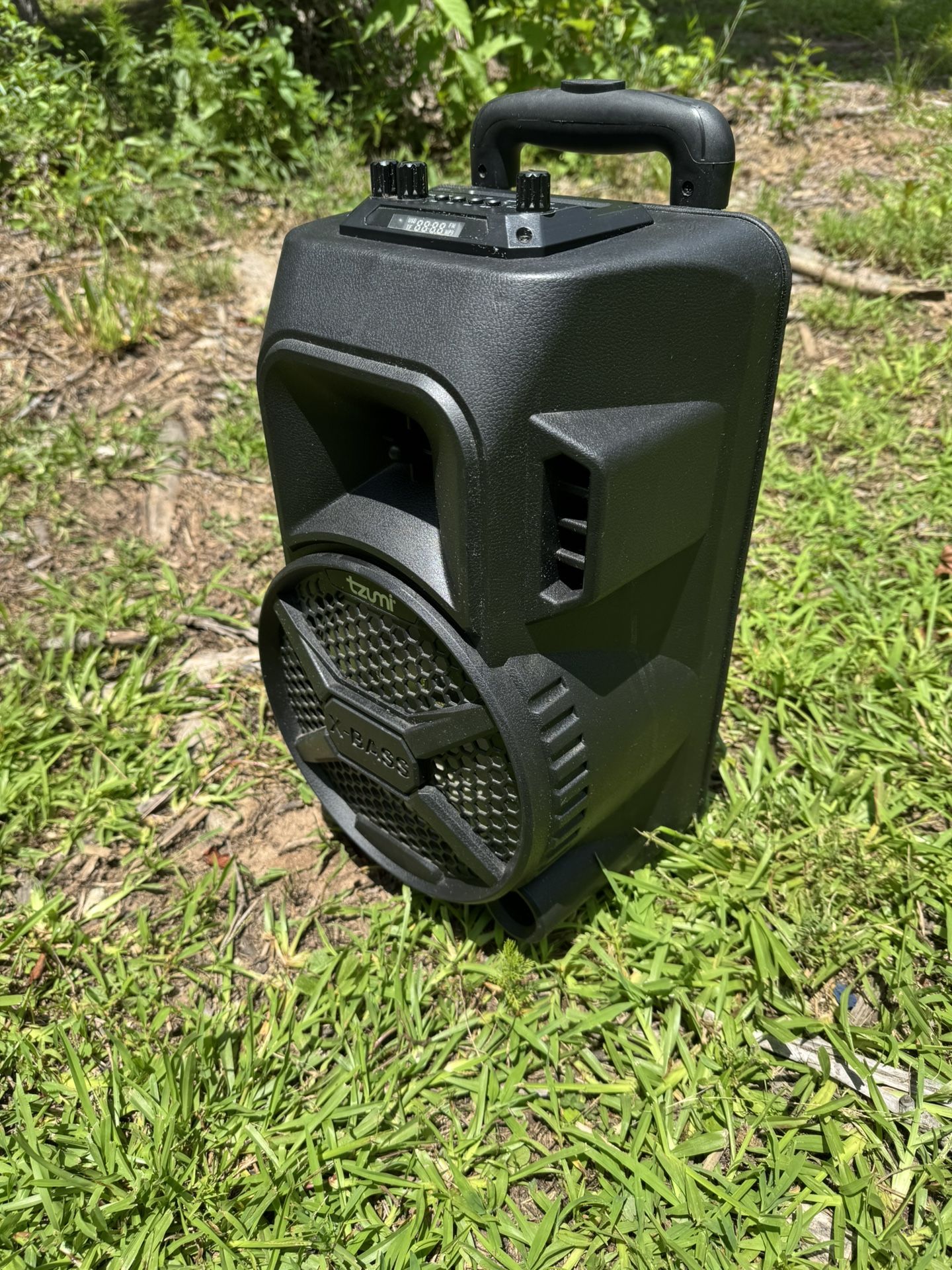 Tzumi Megabass LED Jobsite Speaker