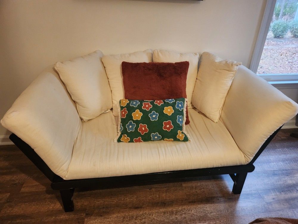 World Market Day Bed